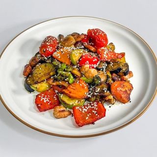 Հավ բանջարեղենով