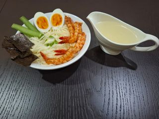 Ռամեն ծովախեցգետնով