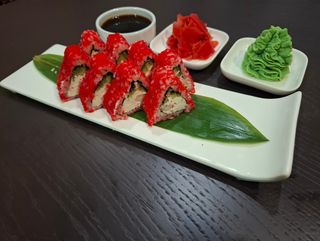 Պիրամիդ թունայով