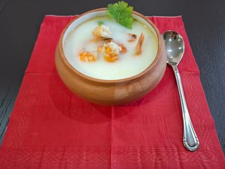 Տոմ յամ ծովախեցգետնով