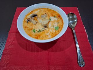 Սաղմոնով ապուր