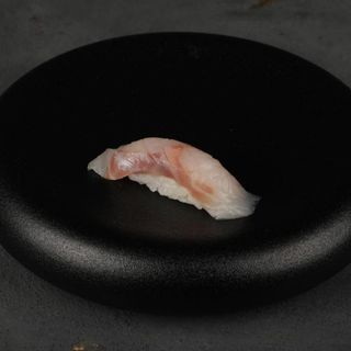 Նիգիրի Սիբասով 2 հատ