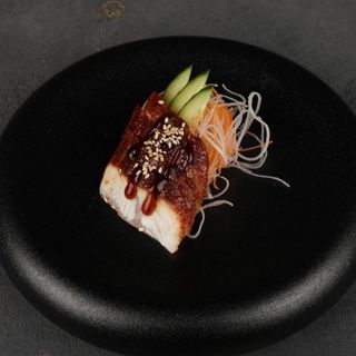 Սաշիմի օձաձկով 4 հատ