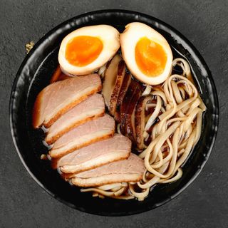 Ռամեն բադի մսով