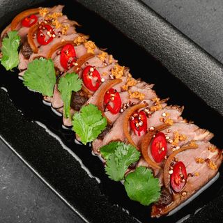 Տավարի մսով աղցան