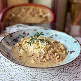 Pasta sa teletinom i pancetom