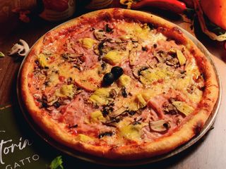 Pizza Capricciosa 33 cm