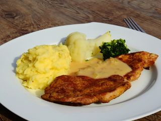 Teleća šnicla na žaru