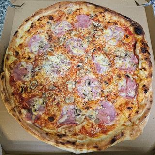 Pizza capricciosa 52cm