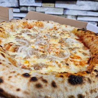 Tuna Pizza