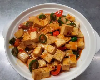71 Ljuti tofu