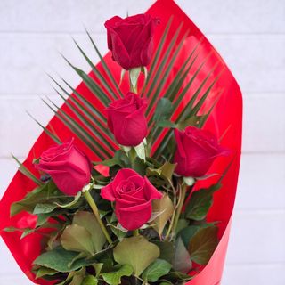 Buket 5 crvenih ruža