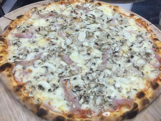 Pizza Capricciosa