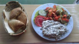 Piletina u sosu od gljiva