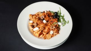 Tjestenina sa sušenim paradajzom