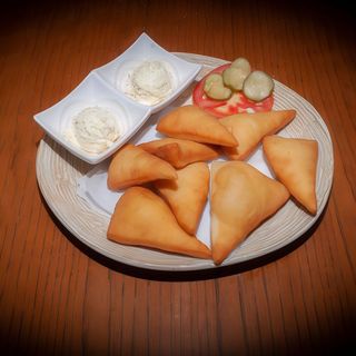 Uštipci sa kajmakom