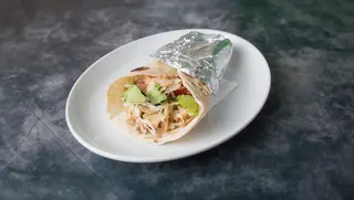 Srednja pileća tortilja combo