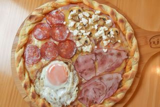 Pizza Quattro Stagioni