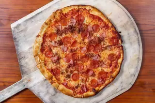 Pizza Vesuvio