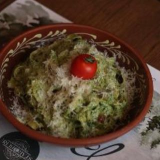 Pasta sa teletinom i špinatom