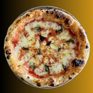 Pizza Margherita Suprema
