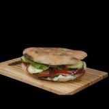 Sendvič sa kobasicom i jajima