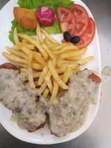 Pohovane palačinke sa piletinom u gorgonzola sosu