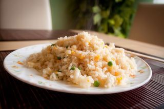 Pržena riža sa jajima 300 gr