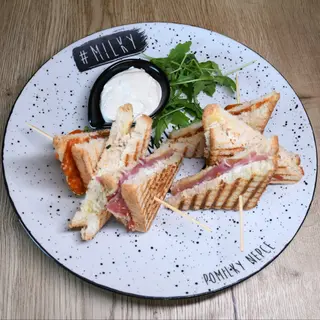 Tost kombinacija