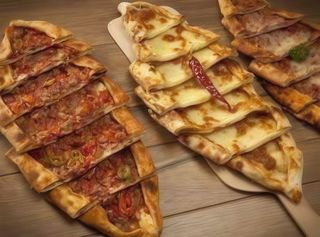 Pide sa sirom i špinatom