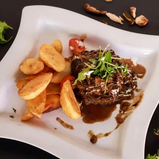 Biftek sa vrganjima 250g