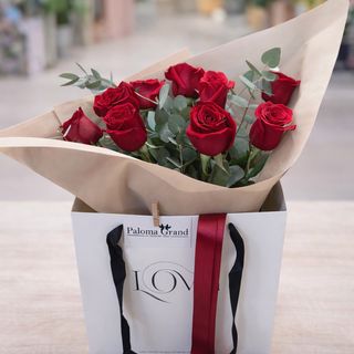Ruže u poklon vrećici