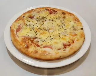 Pizza okrugla kaprićoza