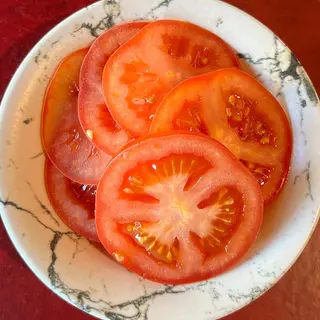 Svježa Paradajz Salata