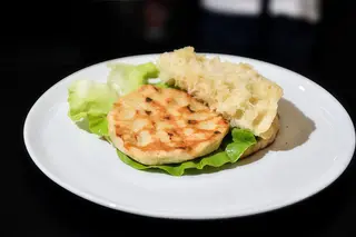 Pileća pljeskavica mala porcija 125gr