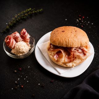 Slanina lepinja