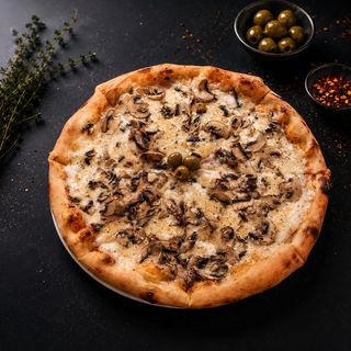 Pizza Capricciosa