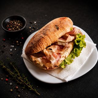 Pileći file slanina