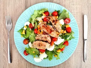 Pileća salata