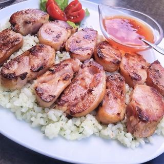 Dimljeni batak sa slatko - ljutim sosom