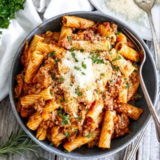Rigatoni bolognese