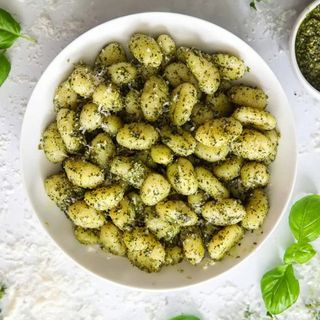 Gnocchi ala pesto genovese