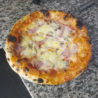 Pizza Capricciosa 33cm