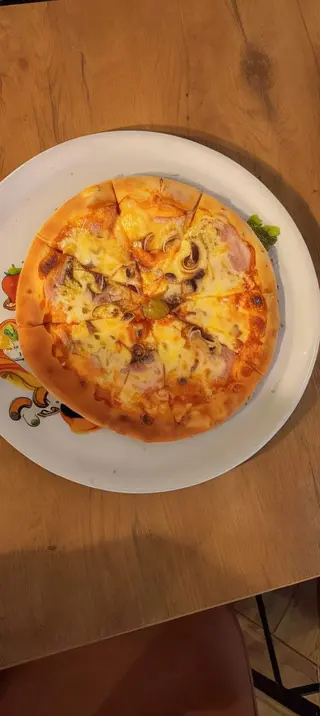 Pizza Capricciosa velika