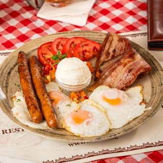 Doručak "Domaćinska kuća"