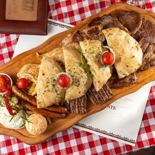 Plata "Domaćinska kuća" za 2 osobe