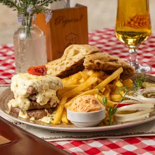 Ćevapi u kajmaku