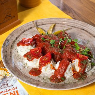 Polpete u paradajz sosu