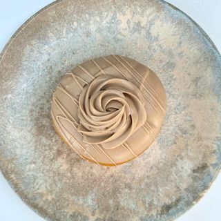 Mrvica donut kinder bueno