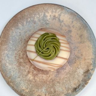 Mrvica donut pistacija & bijela čokolada 